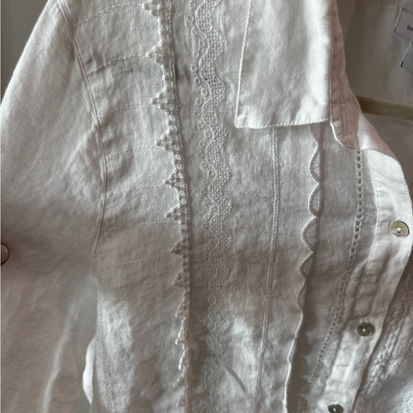 J. Jill White Button-Up Women's Top - Picture 2 of 4